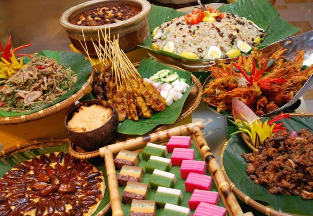 MALAYSIAN CUISINE